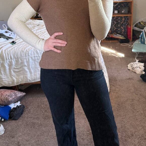 Madewell Two-Tone Lightweight Sweater in Brown & Cream - Picture 5 of 5
